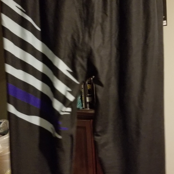 Blue Line Leggings - Picture 7 of 9